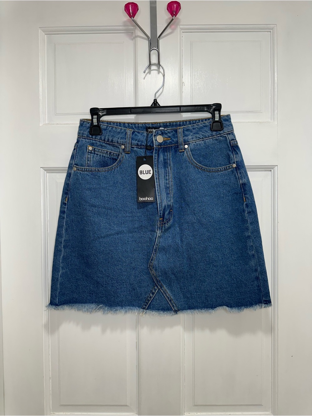 Boohoo Blue High Waist Denim Mini Skirt Size 6 NWT Frayed Hem